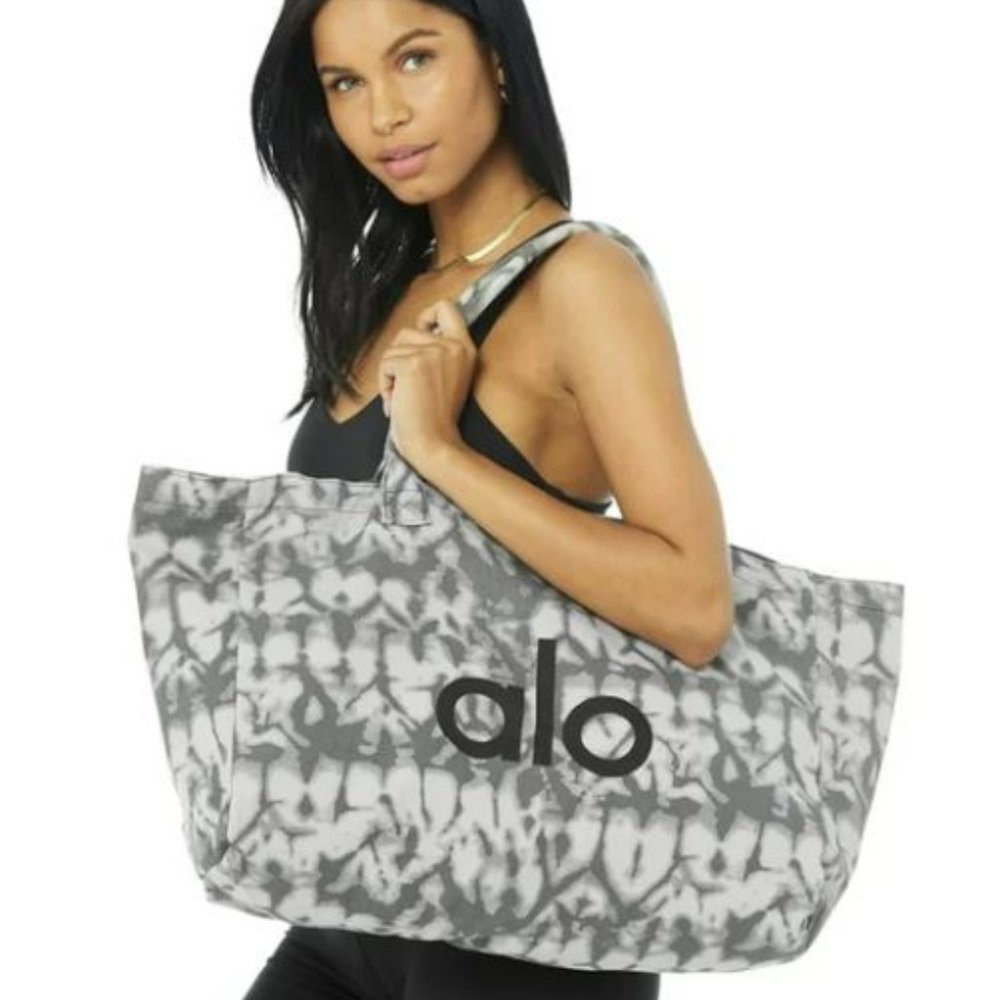 New Alo grey tie dye shopper tote
